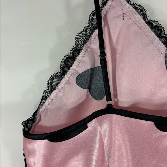 Pink Satin Chemise Nighty with Black Hearts and Black Lace XL NIP - Picture 4 of 6